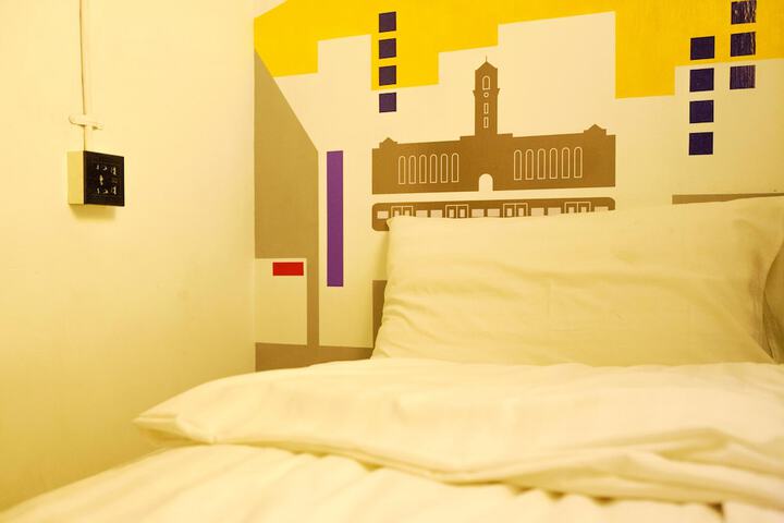 Room 13 of 67
