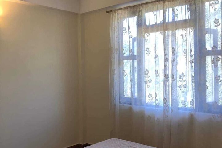Room 9 of 21