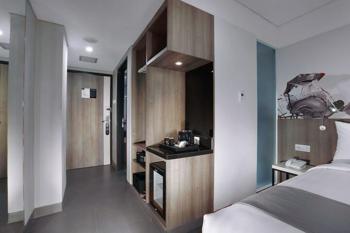 Room 3 of 22