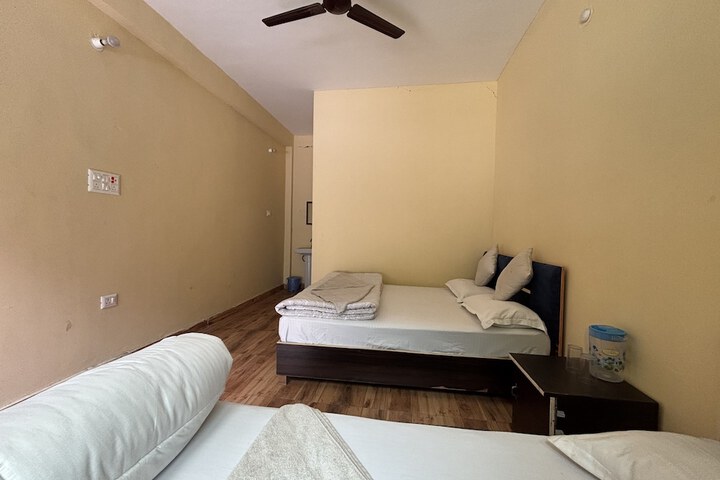 Room 7 of 42