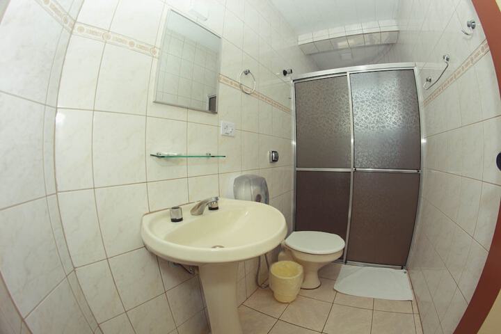 Room 19 of 29