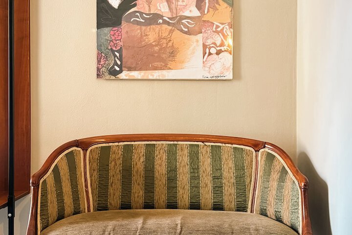 Room 18 of 43