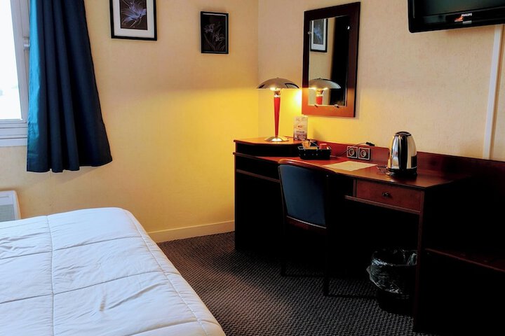 Room 53 of 113