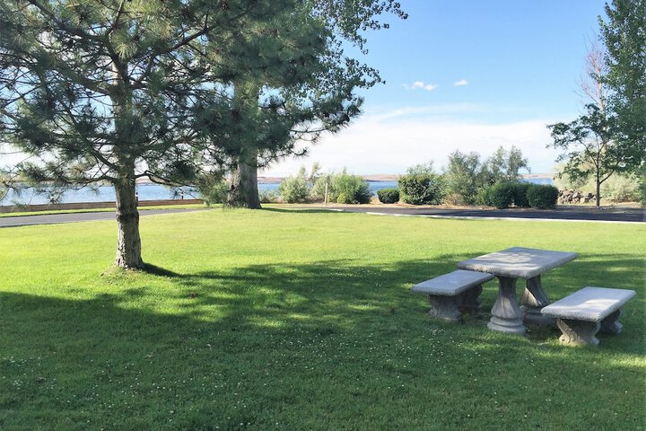 Property Grounds 177 of 210