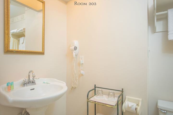 Room 141 of 170