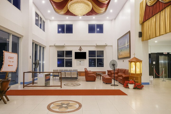 Hotel Interior 2 of 37