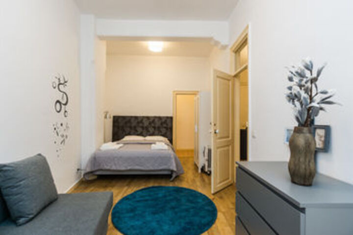 Room 95 of 263