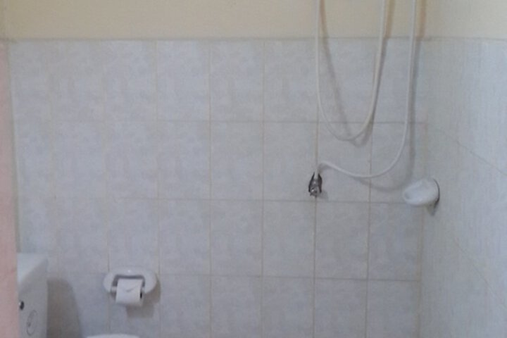 Room 12 of 19