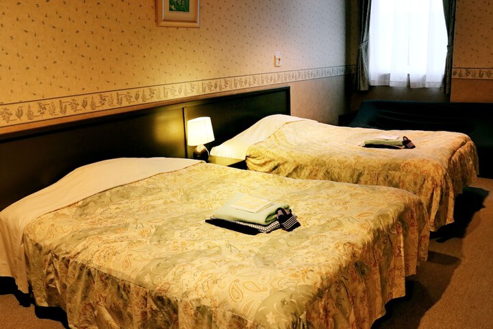 Room 25 of 69