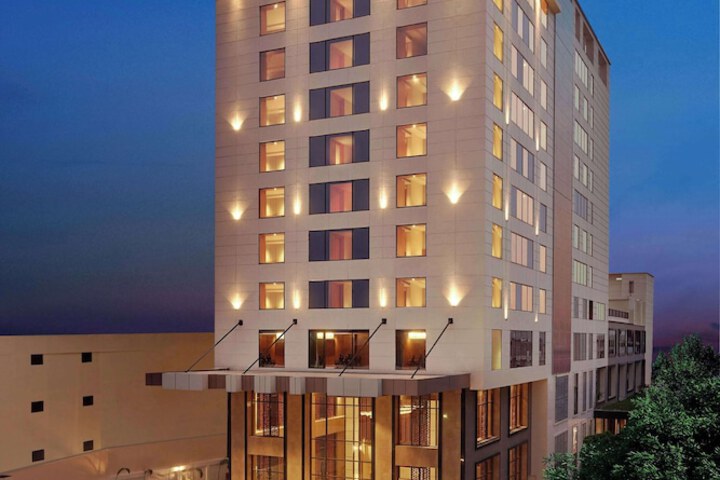 DoubleTree by Hilton Varanasi