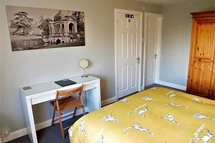 Room 2 of 12