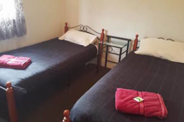 Room 12 of 18