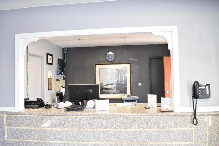 Photo 6