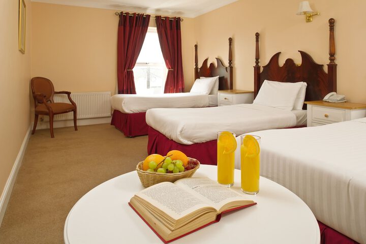 Room 2 of 29