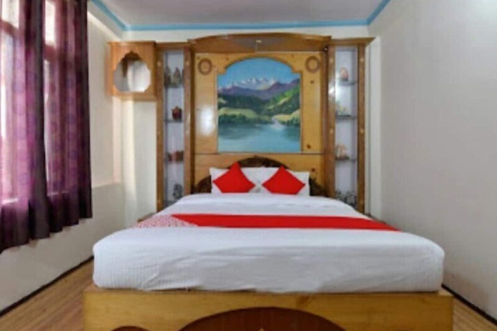 Room 5 of 14