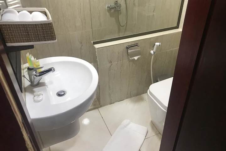 Room 14 of 17