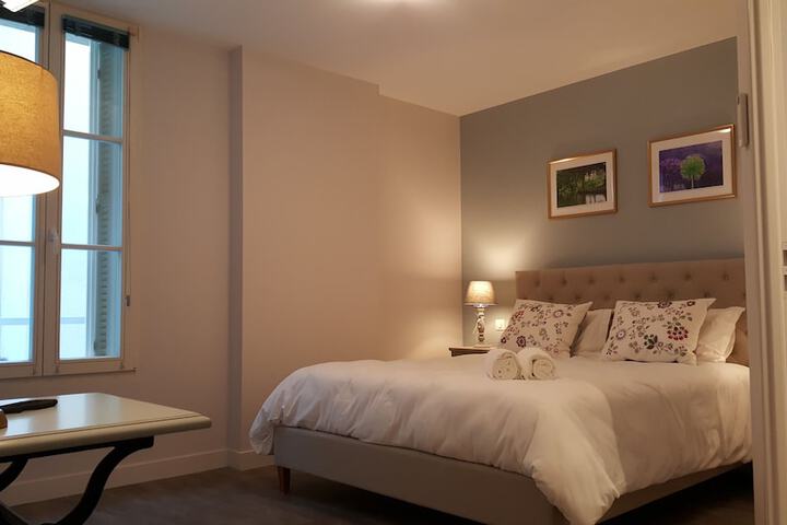 Room 30 of 62