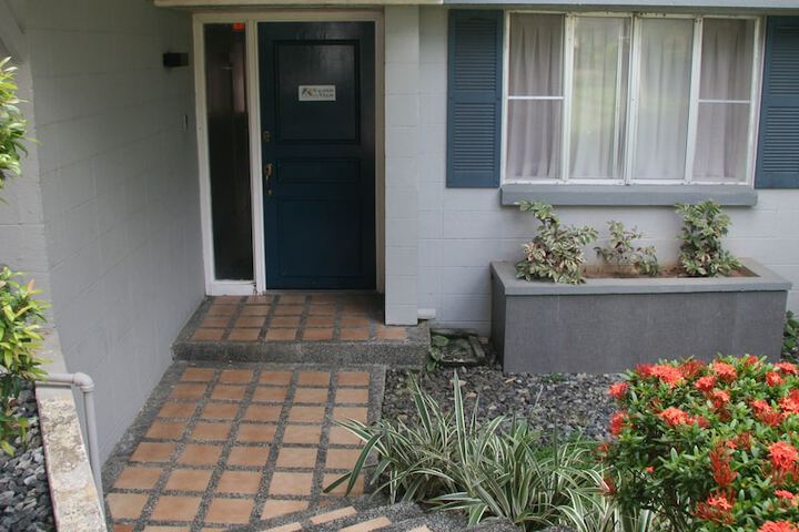 Room 2 of 21