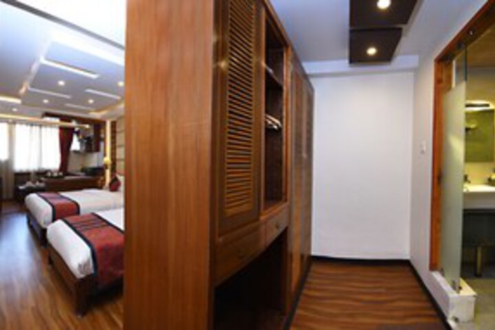 Room 46 of 339