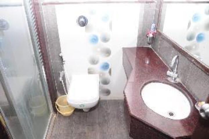 Photo of Surya Hotel