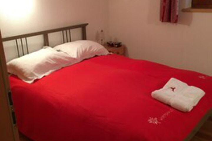 Room 25 of 47
