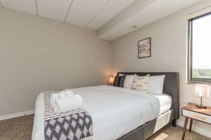 Room 208 of 307