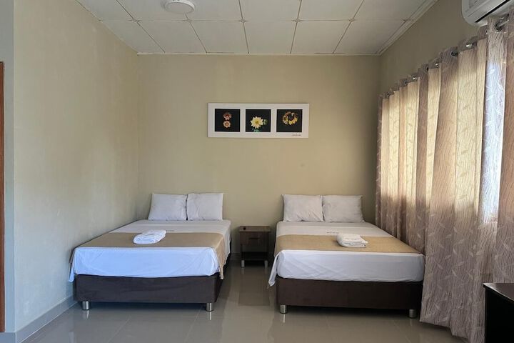 Room 6 of 29