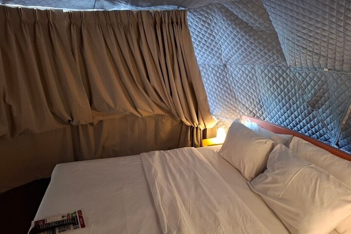 Room 16 of 151