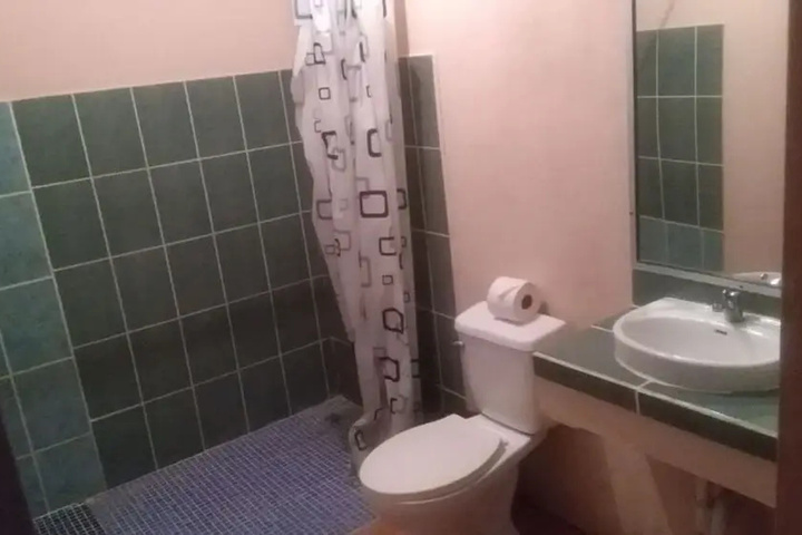 Room 11 of 15