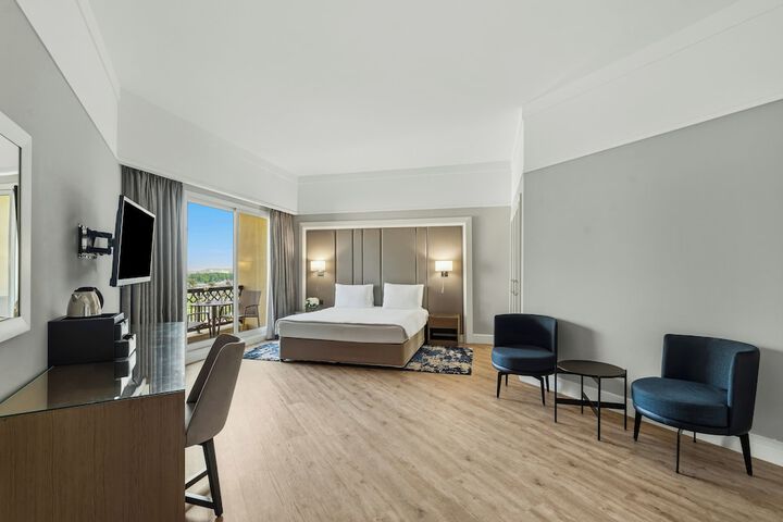 Room 71 of 335