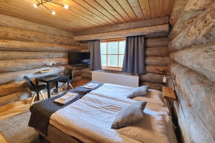 Room 12 of 71