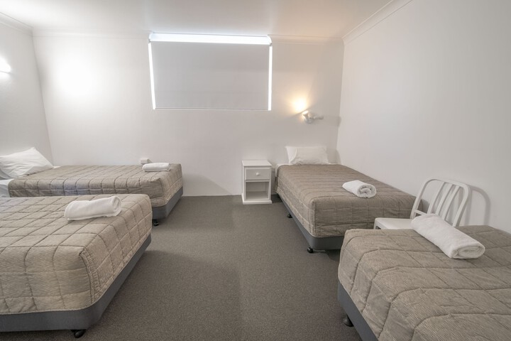 Room 3 of 21