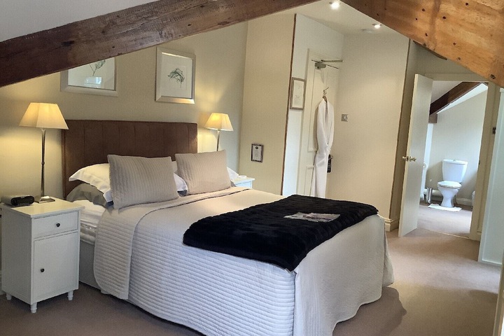 Room 4 of 21