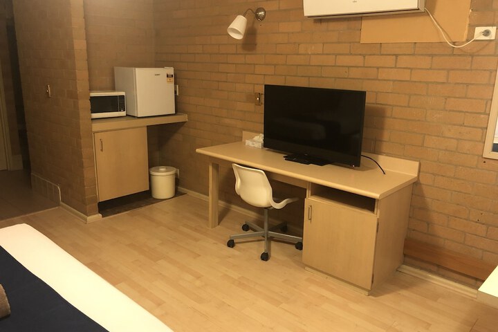 Room 5 of 53
