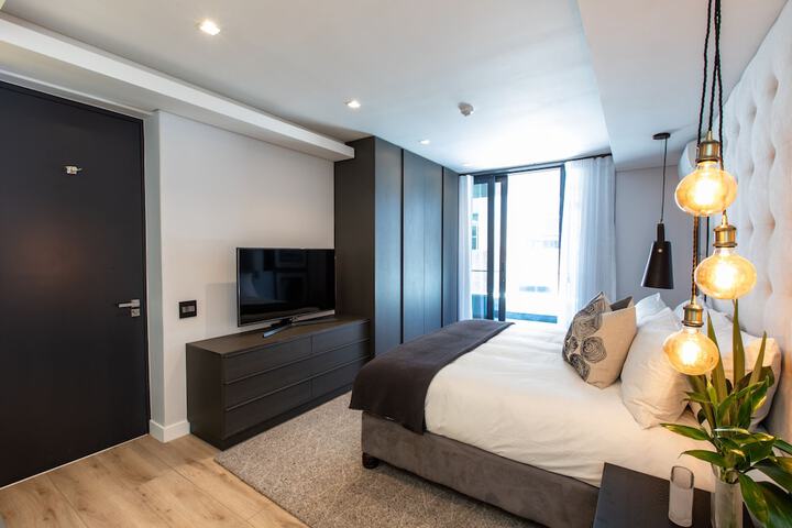 Room 4 of 21