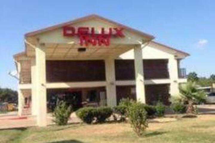 Photo of Delux Inn Motel