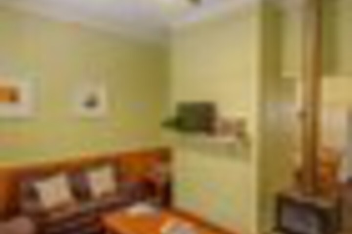 Room 41 of 66