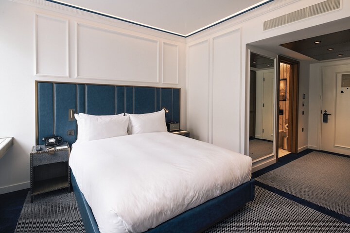 Room 28 of 123