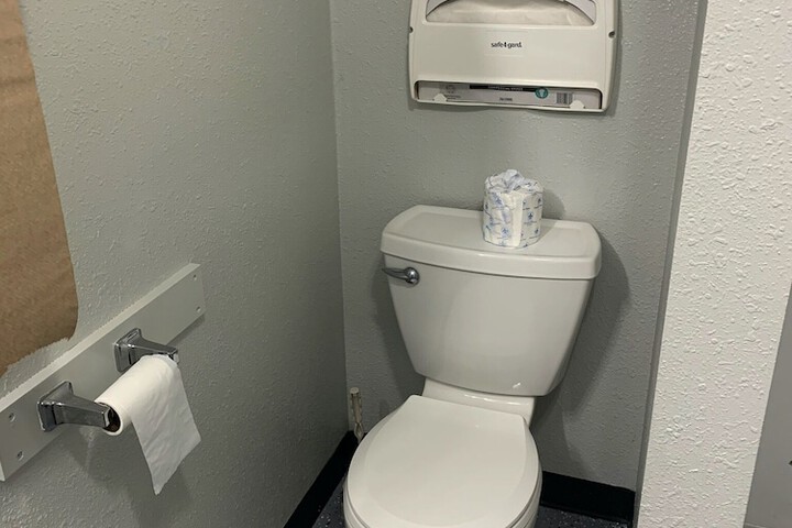 Room 13 of 31