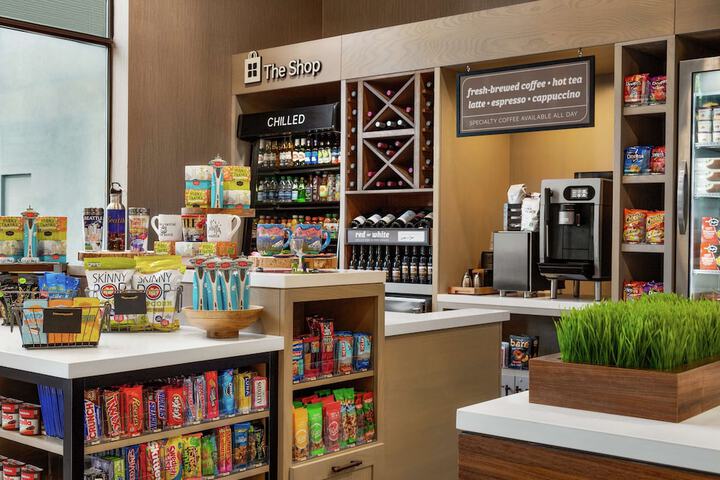 Snack bar