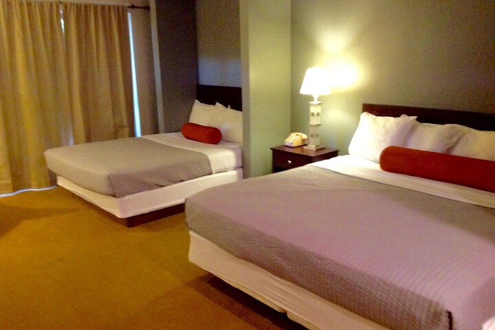 Room 13 of 53