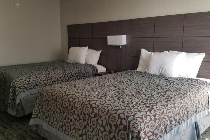 2 Double Beds (4 of 4)