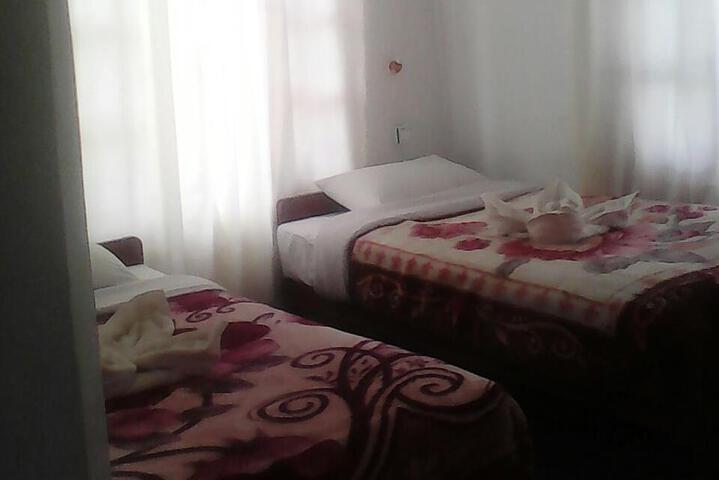 Room 3 of 5