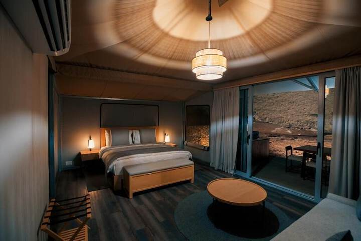 Room 2 of 12