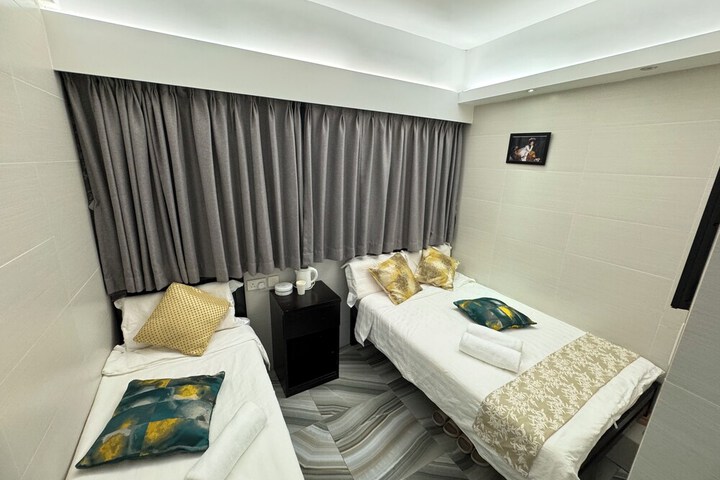 Room 154 of 195