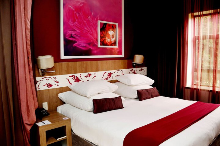 Room 4 of 47