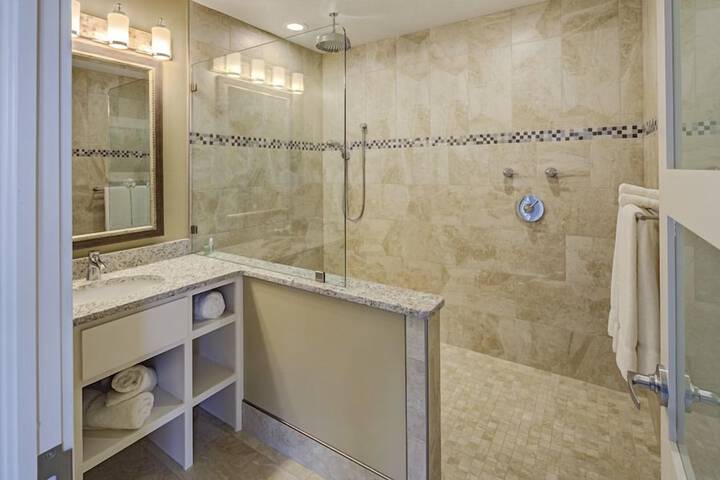 Bathroom shower