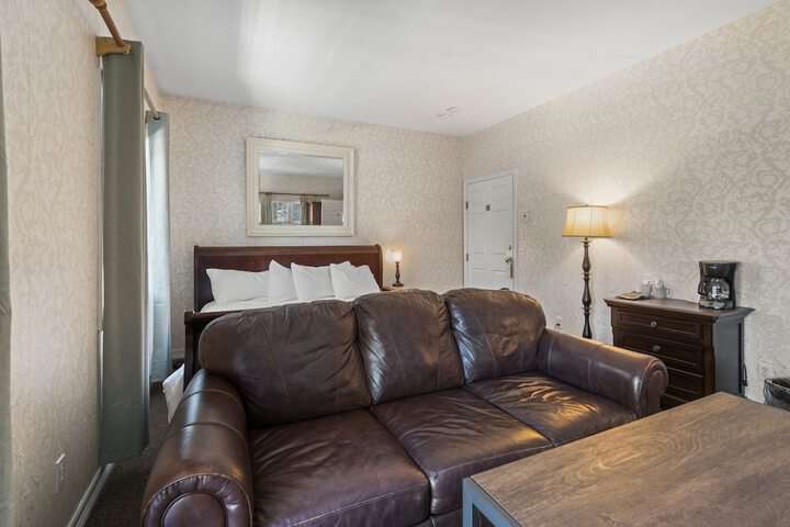 Room 32 of 113