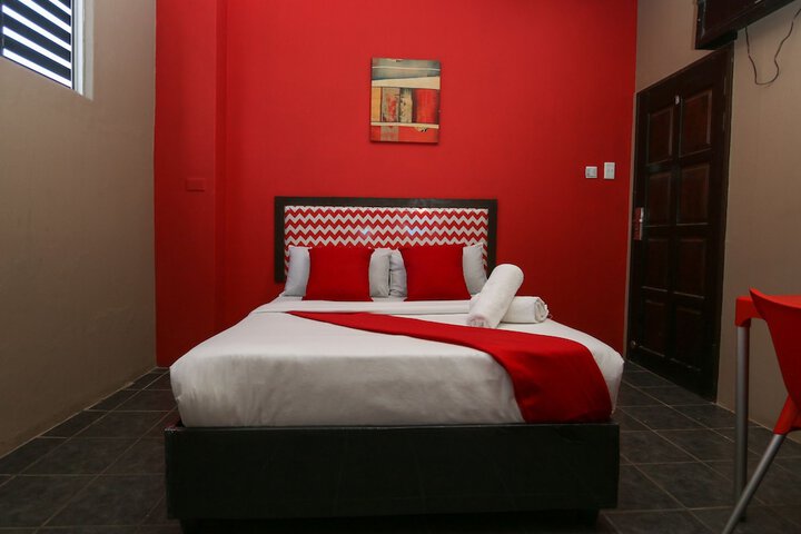 Room 7 of 15