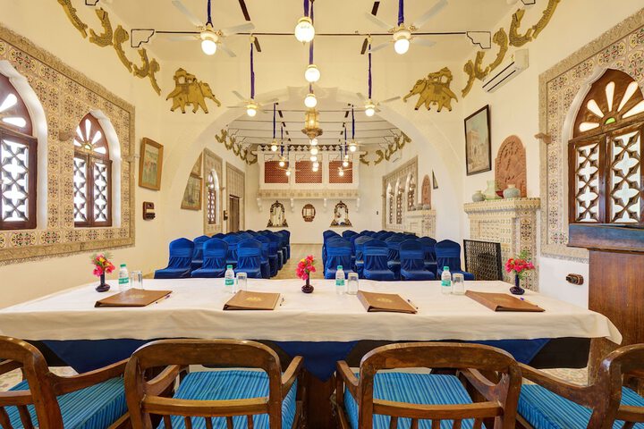 Meeting facility